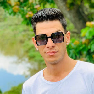 Meet your Posher, Danny